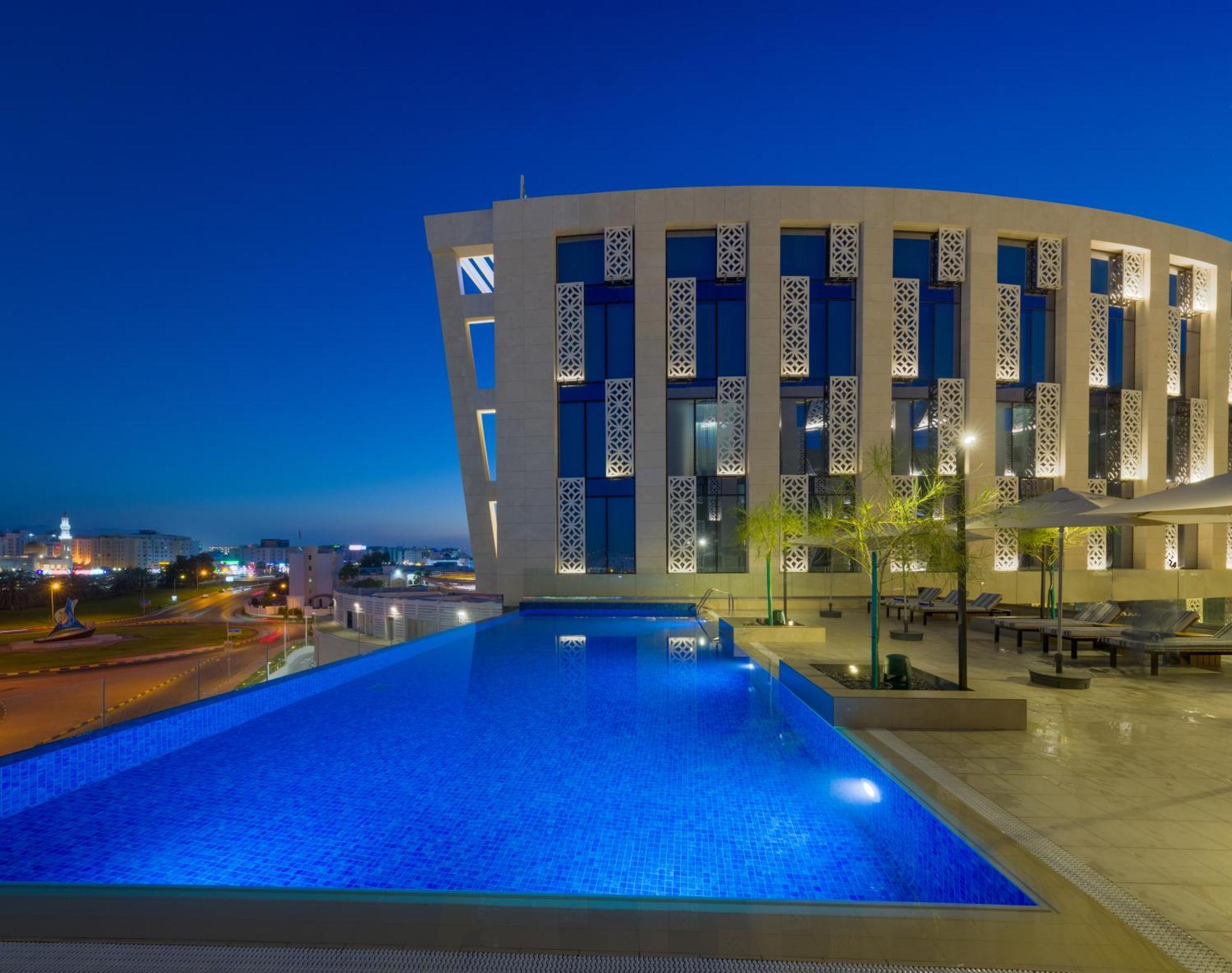 Intercityhotel 4*