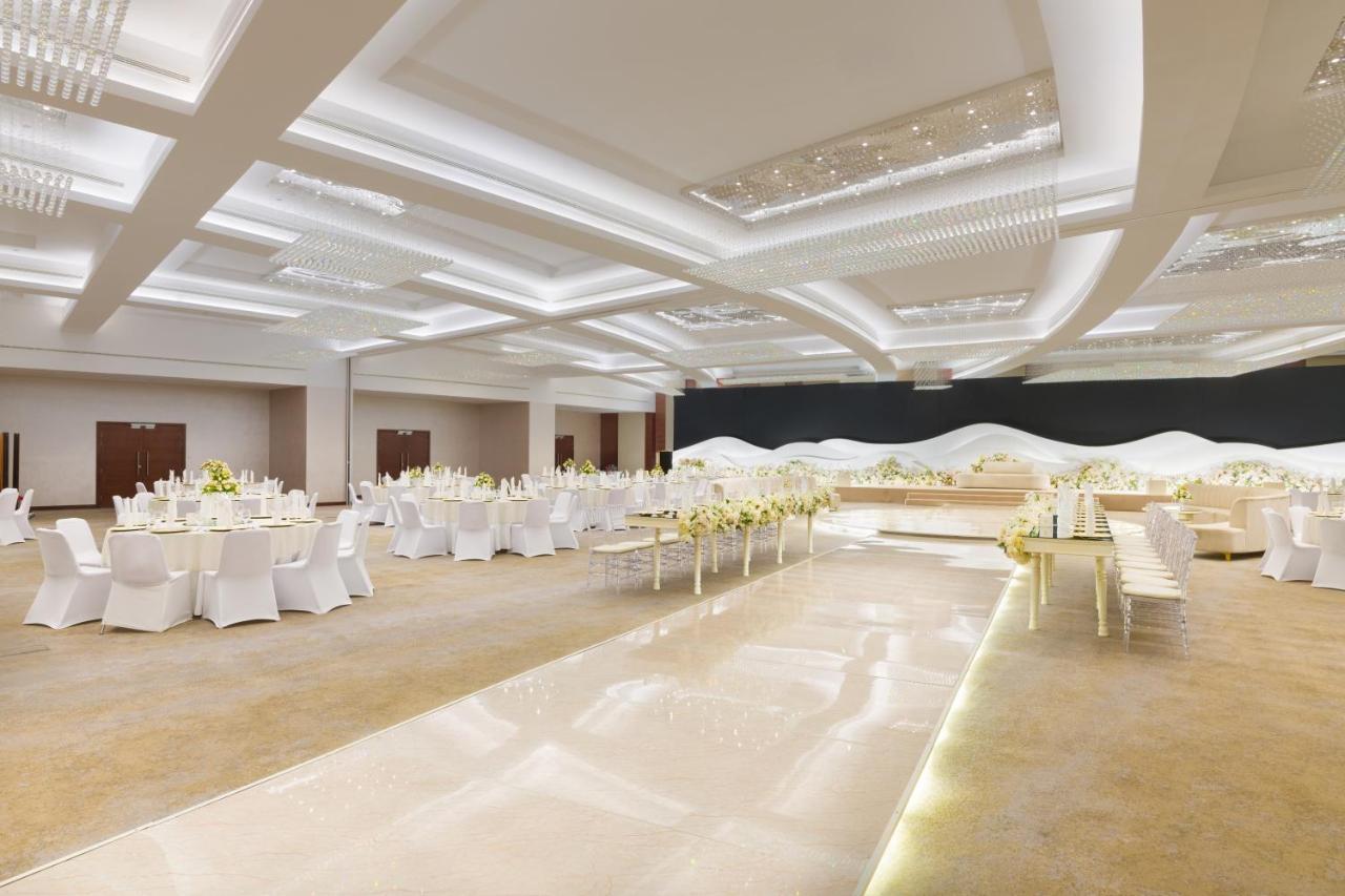 Hotel Intercityhotel 4*