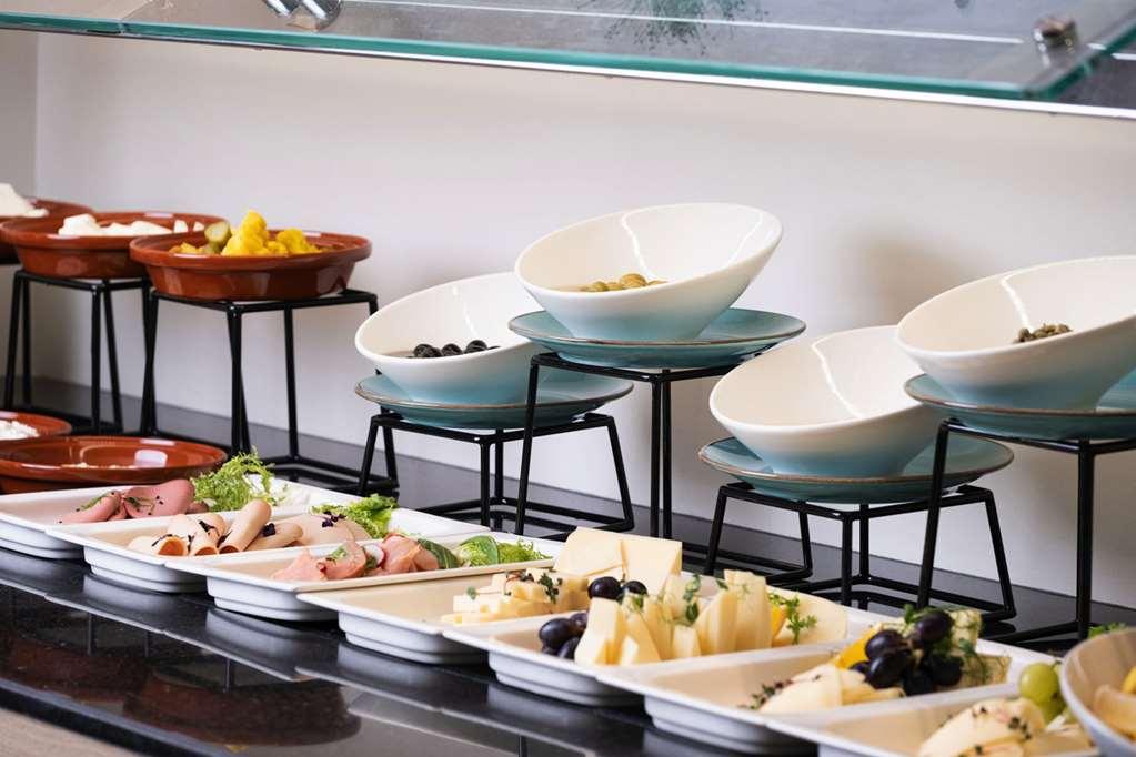 Intercityhotel 4*